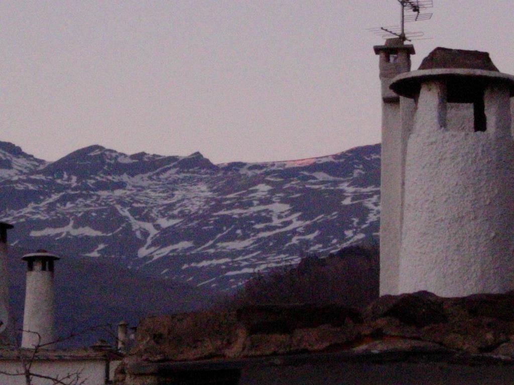 La Ermita Del Poqueira Apartment Bubión Стая снимка